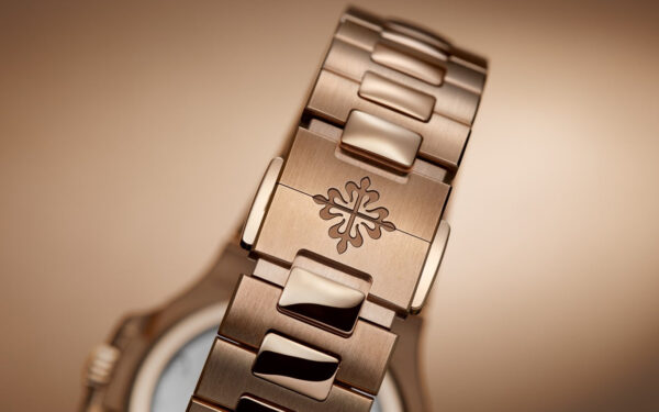 Patek Philippe Nautilus, Ref# 5712/1R-001 - Image 11